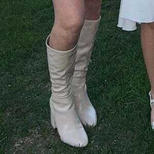 White/cream color Boots